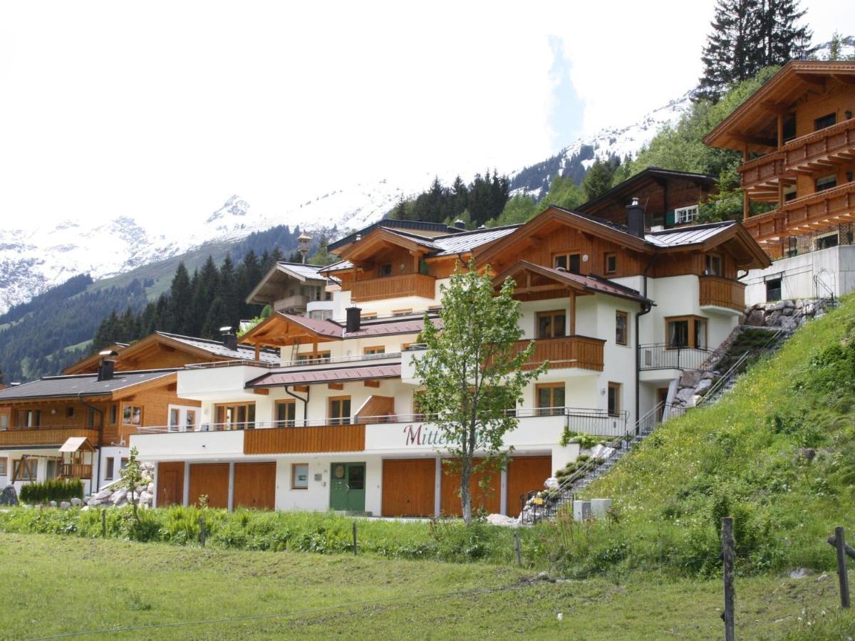 Large Chalet Apartment In Saalbach Hinterglemm 외부 사진